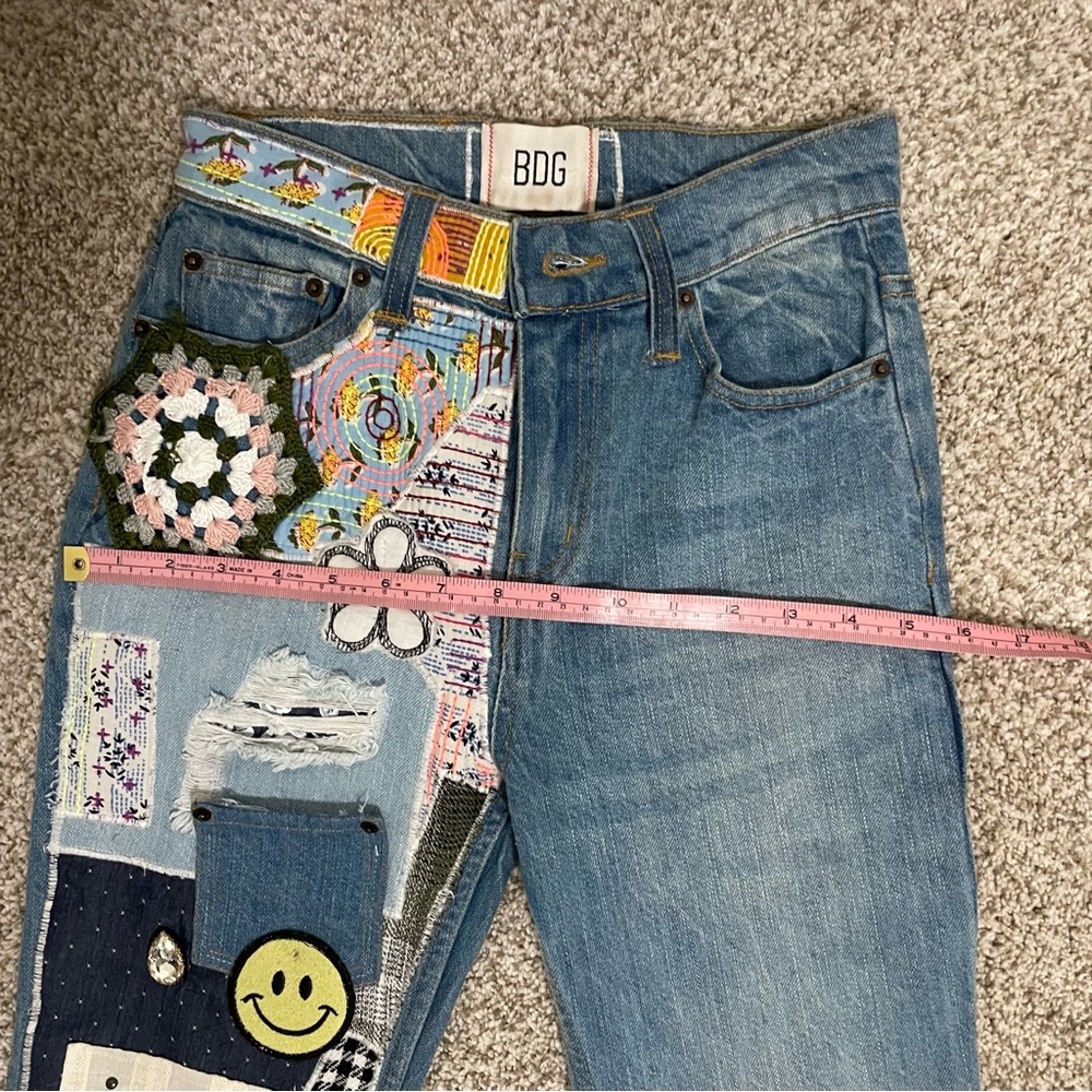 BDG Urban Outfitters Patchwork Jeans Size 24 - Picture 11 of 13